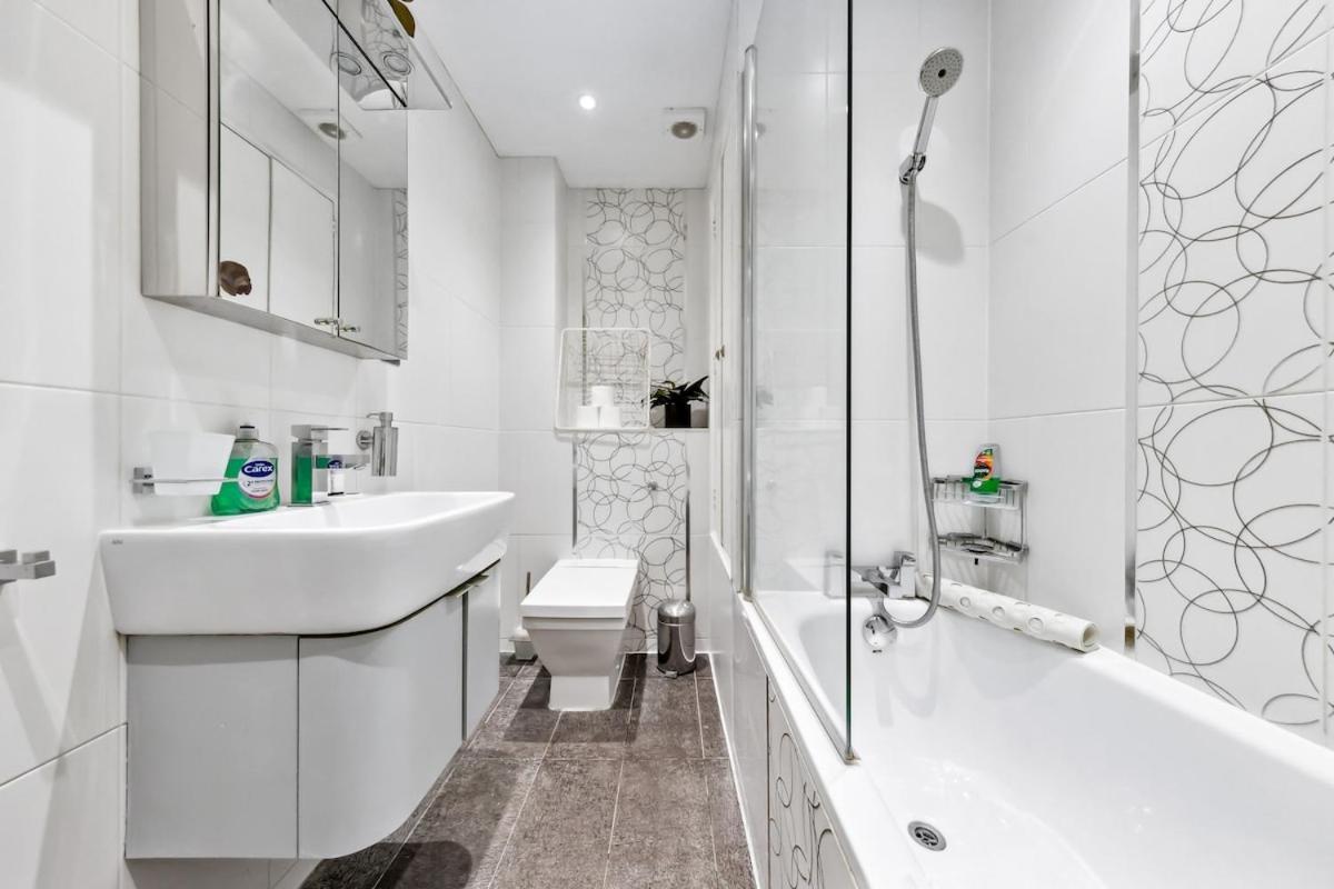 Spacious 3br Flat Walk To Oxford Street Tube London